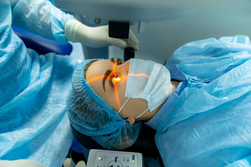 LASIK: Η σύγχρονη Laser θεραπεία για τη μυωπία